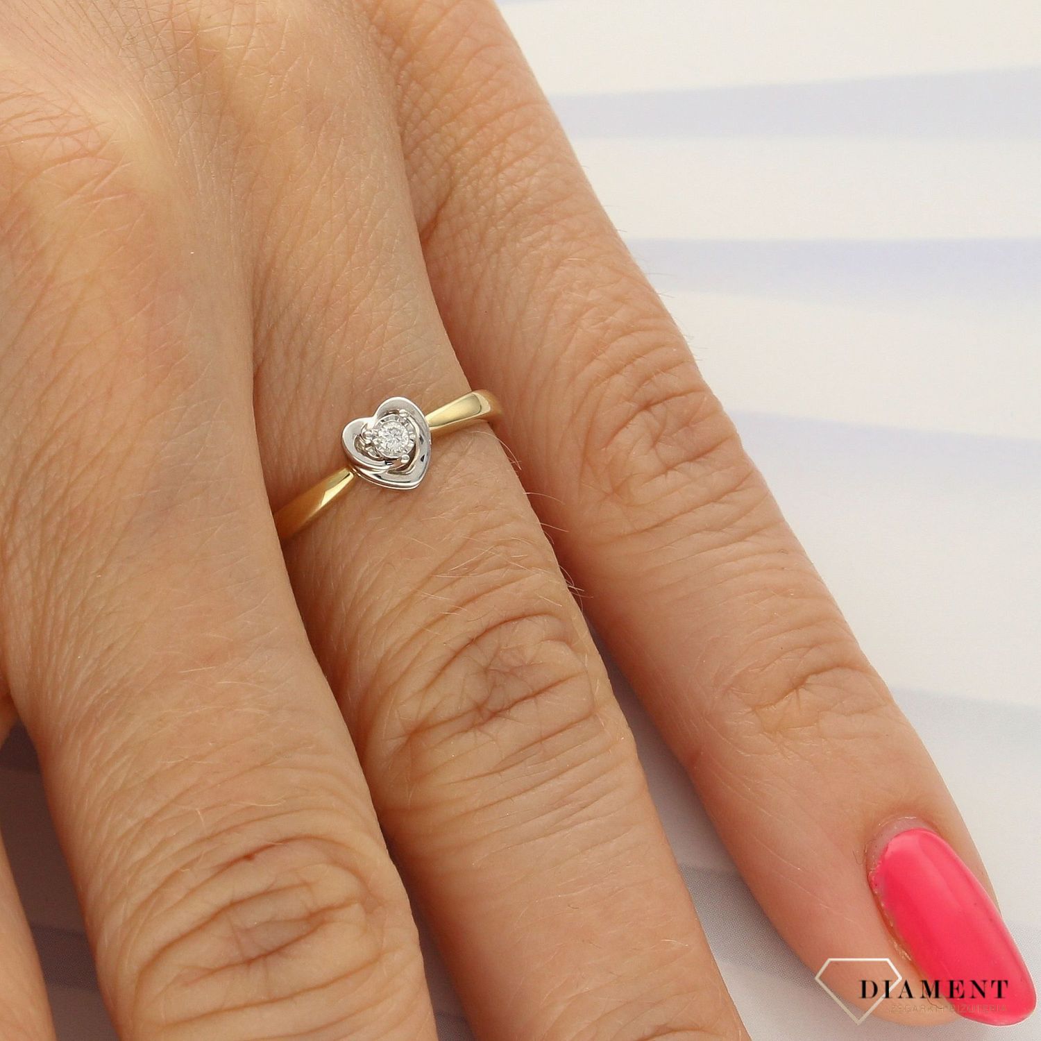 Pierścionek złoty DIAMENT żółte i białe złoto, diament, serce R-3663 X. Złoto i brylanty to wyjątkowe połączenie, które kobiety wprost uwielbiają.  R3663Y-008ct.jpg